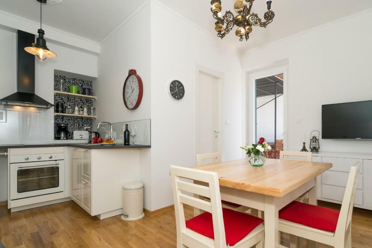 Apartment Dinka With Terrace Split Exterior photo